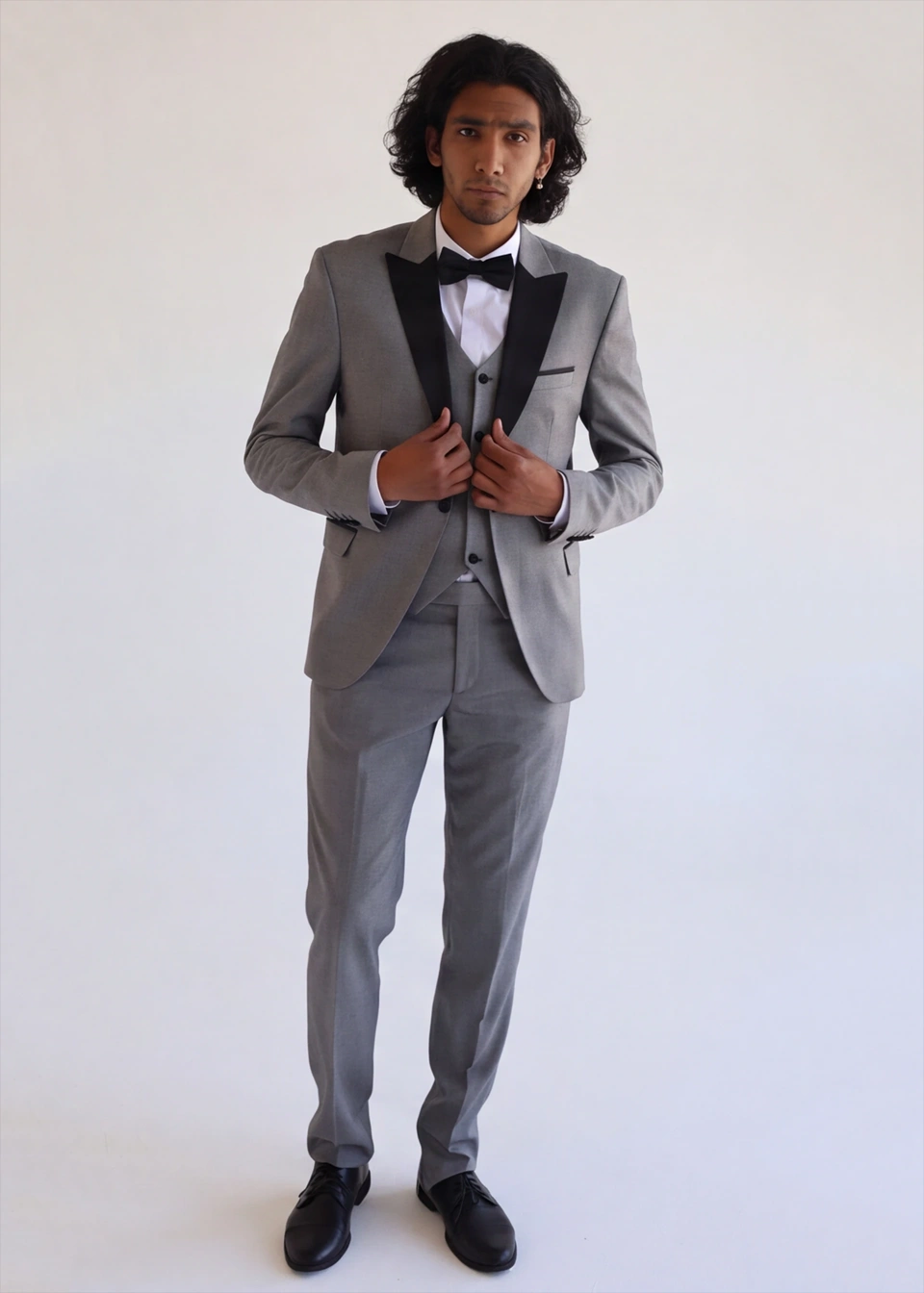 Прокат серого мужского смокинга Azzaro Formal фото 2